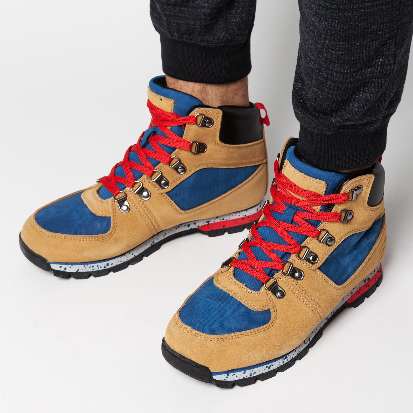 Buty outdoor męskie FEEWEAR HIKER MEN fwmo217002 kolor brązowy