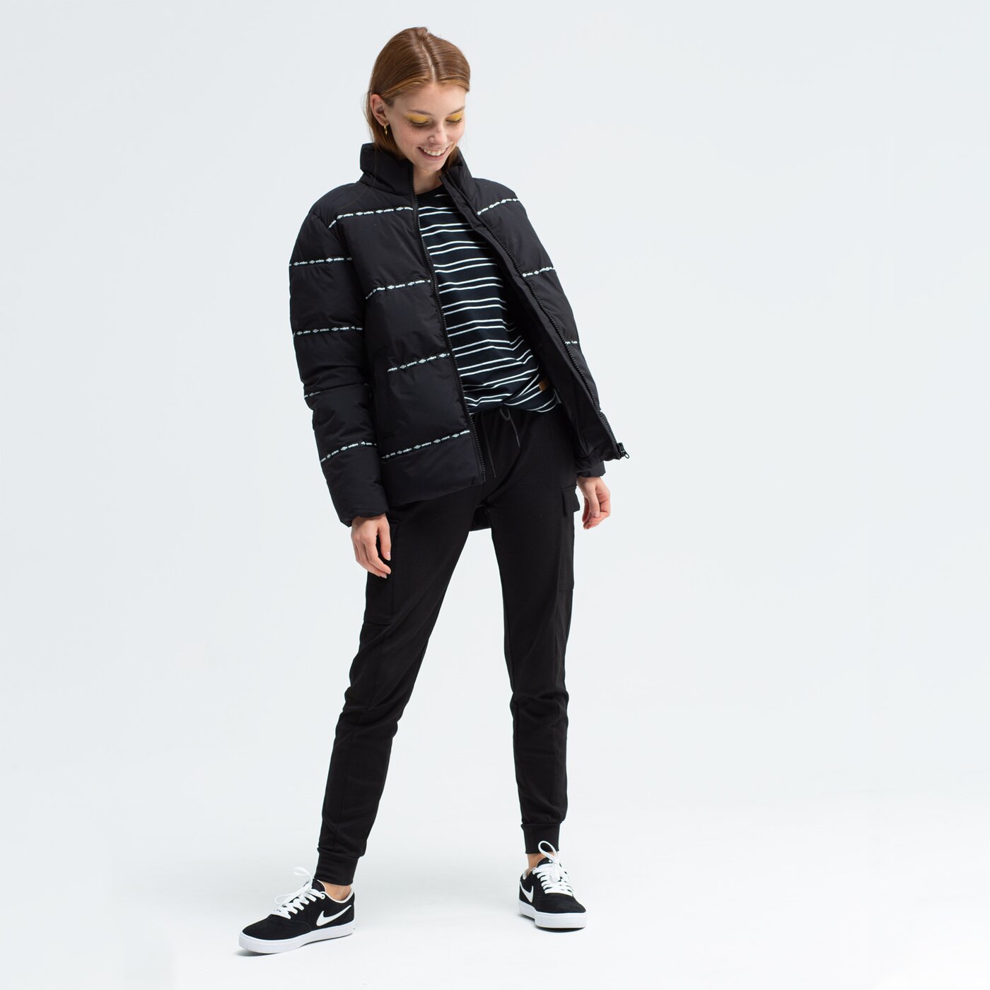 Spodnie dresowe damskie FEEWEAR SPODNIE PANTALONA fw39spd12001 kolor czarny