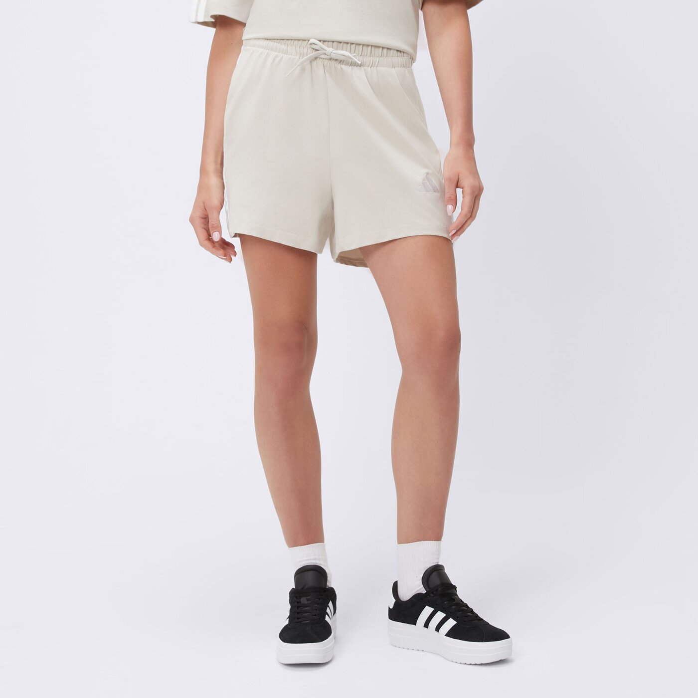 Spodenki damskie ADIDAS SZORTY W 3S SJ SHO je1195 kolor beżowy