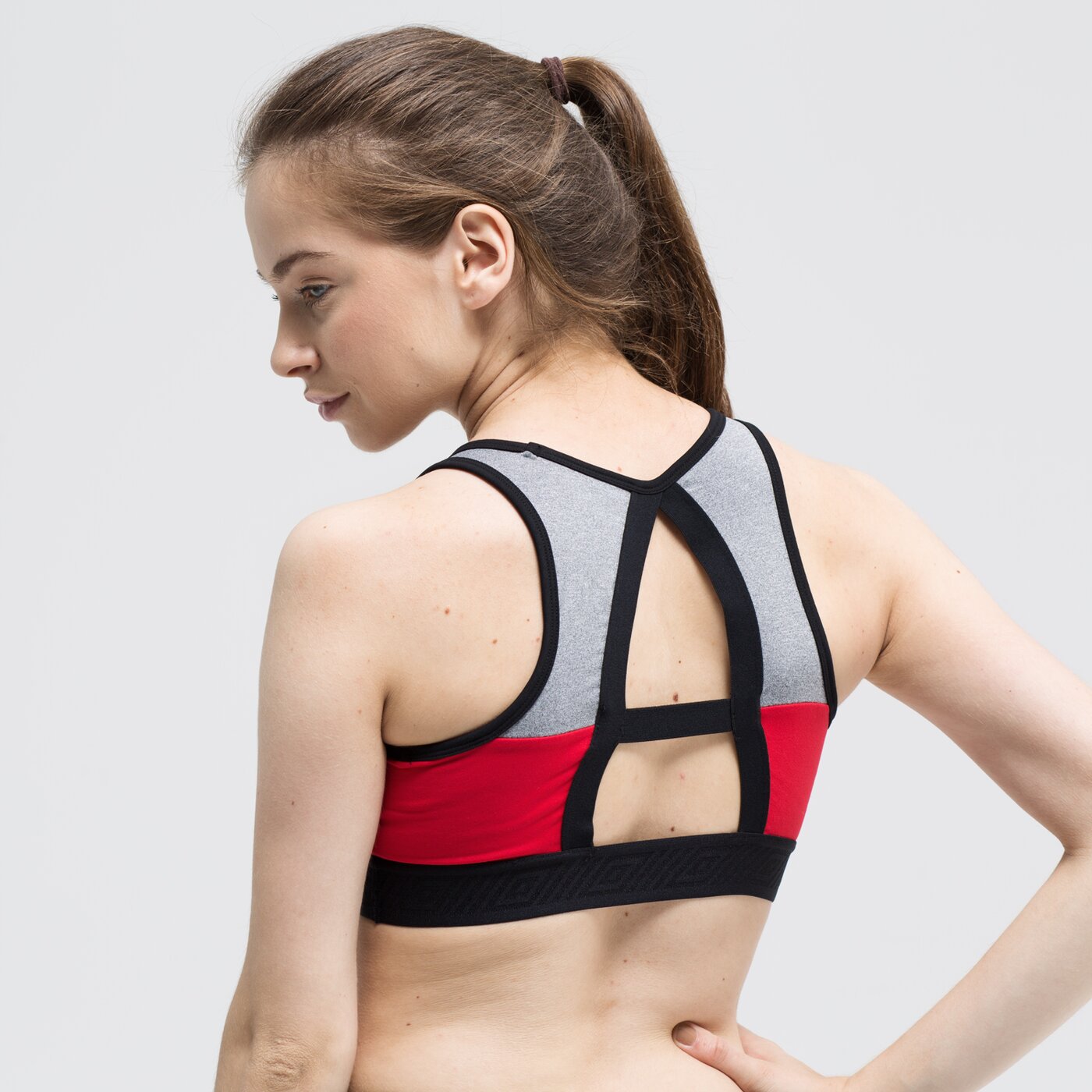 Top damski UMBRO BRA HATO ul39top03001 kolor czarny