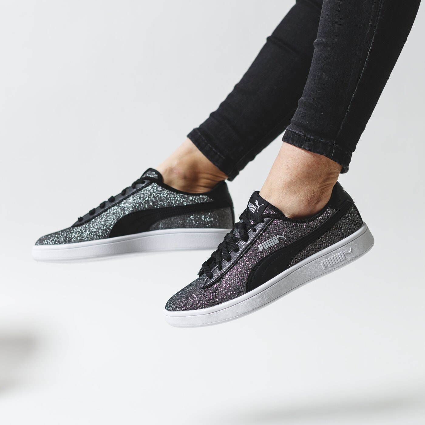 Buty dziecięce PUMA SMASH V2 GLITZ GLAM JR 36737705 kolor czarny