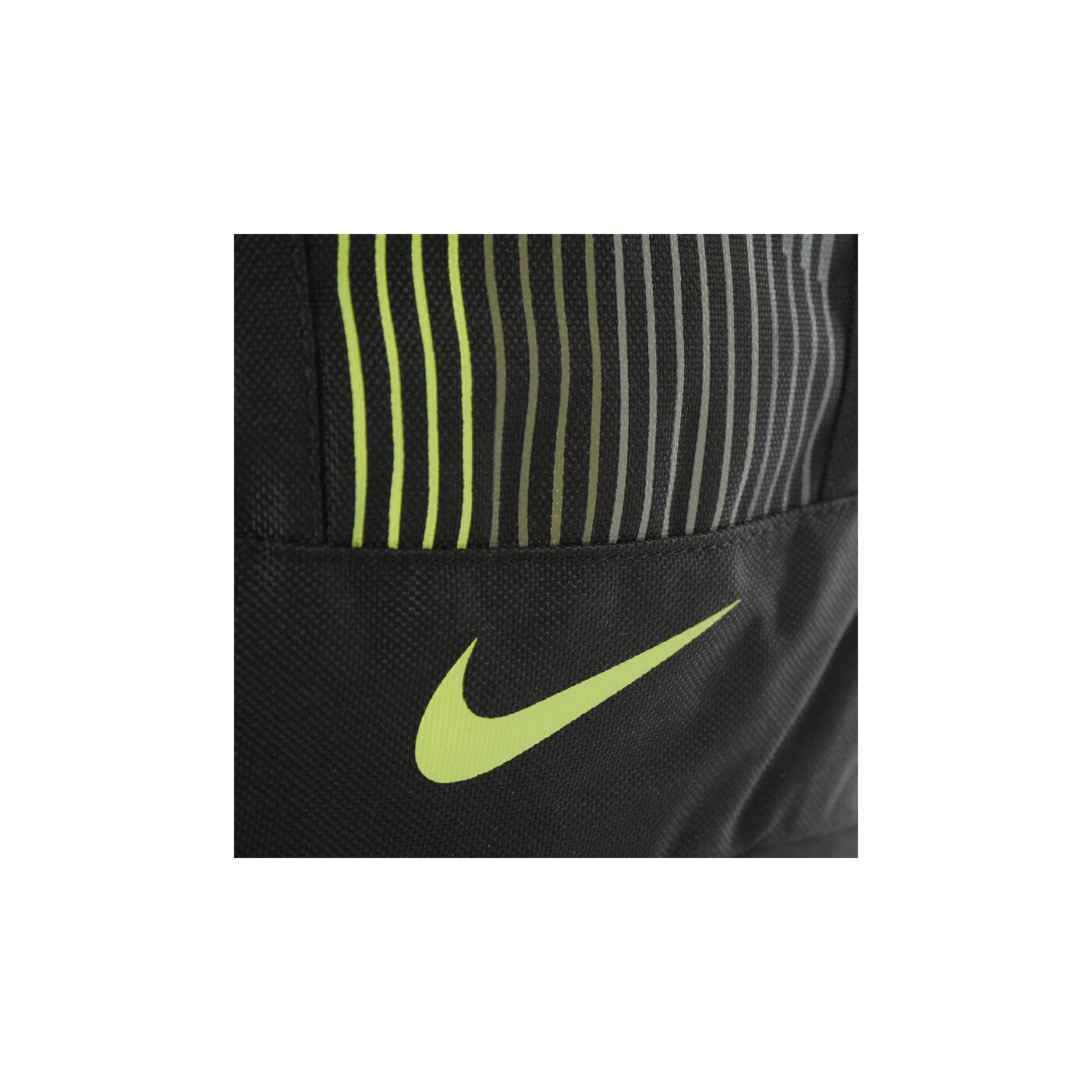 Plecak damski NIKE PLECAK GRAPHIC NORTH CLSC II BP ba3341056 kolor czarny