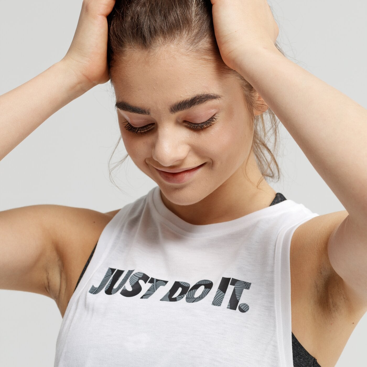 Top damski NIKE TANK W NSW PREP JDI bv7855-100 kolor biały