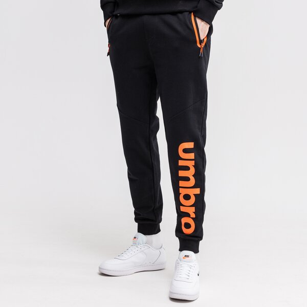 Spodnie dresowe męskie UMBRO SPODNIE MITCH ul121spm37001 kolor czarny