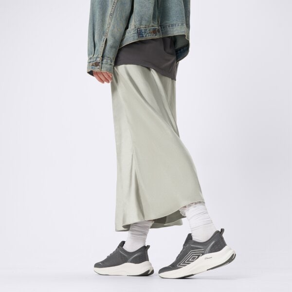 Buty sportowe damskie UMBRO CORIN umwl125002 kolor czarny