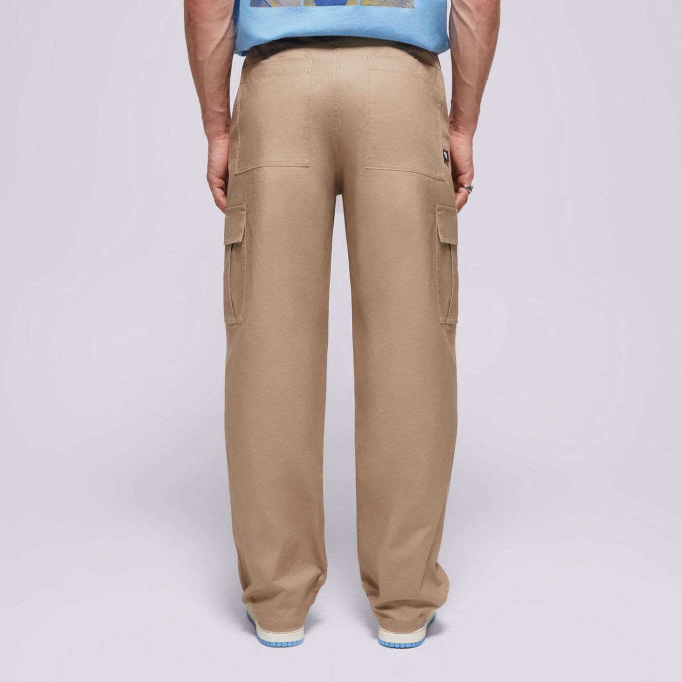 Spodnie dresowe męskie NIKE SPODNIE NK CLUB CARGO fz5765-247 kolor khaki