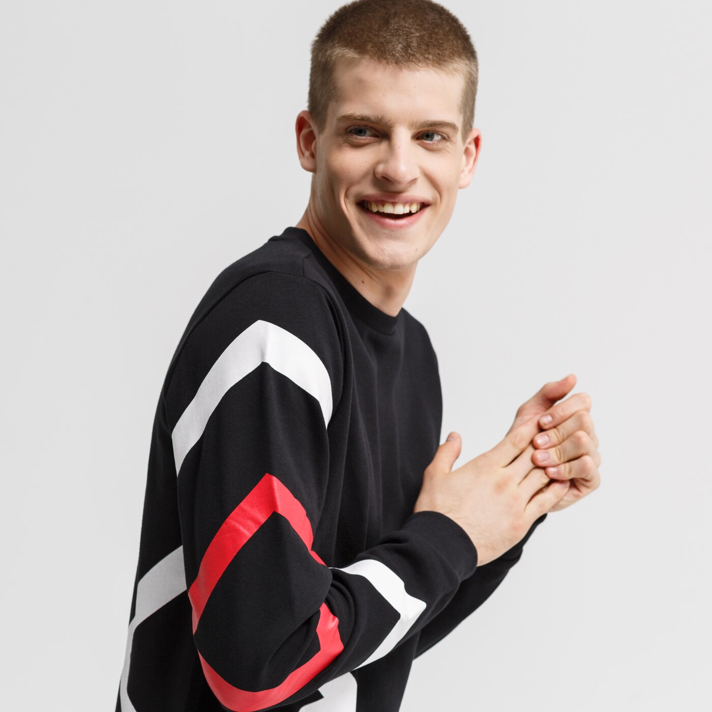 Bluza męska UMBRO BLUZA RUOVESI ul39blm17001 kolor czarny