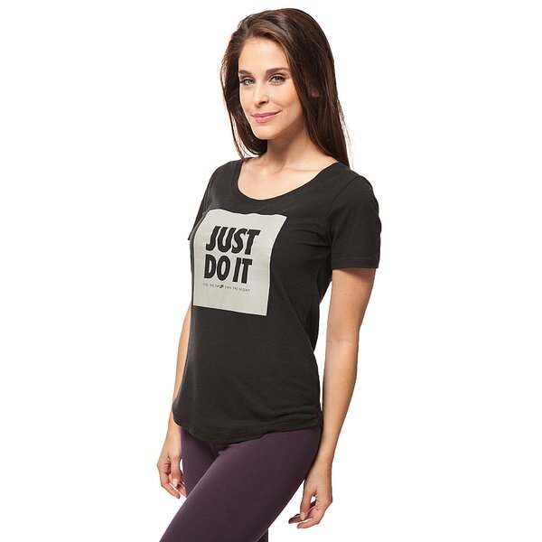 Koszulka damska NIKE T-SHIRT TEE- REFLECTIVE JDI 685514010 kolor czarny