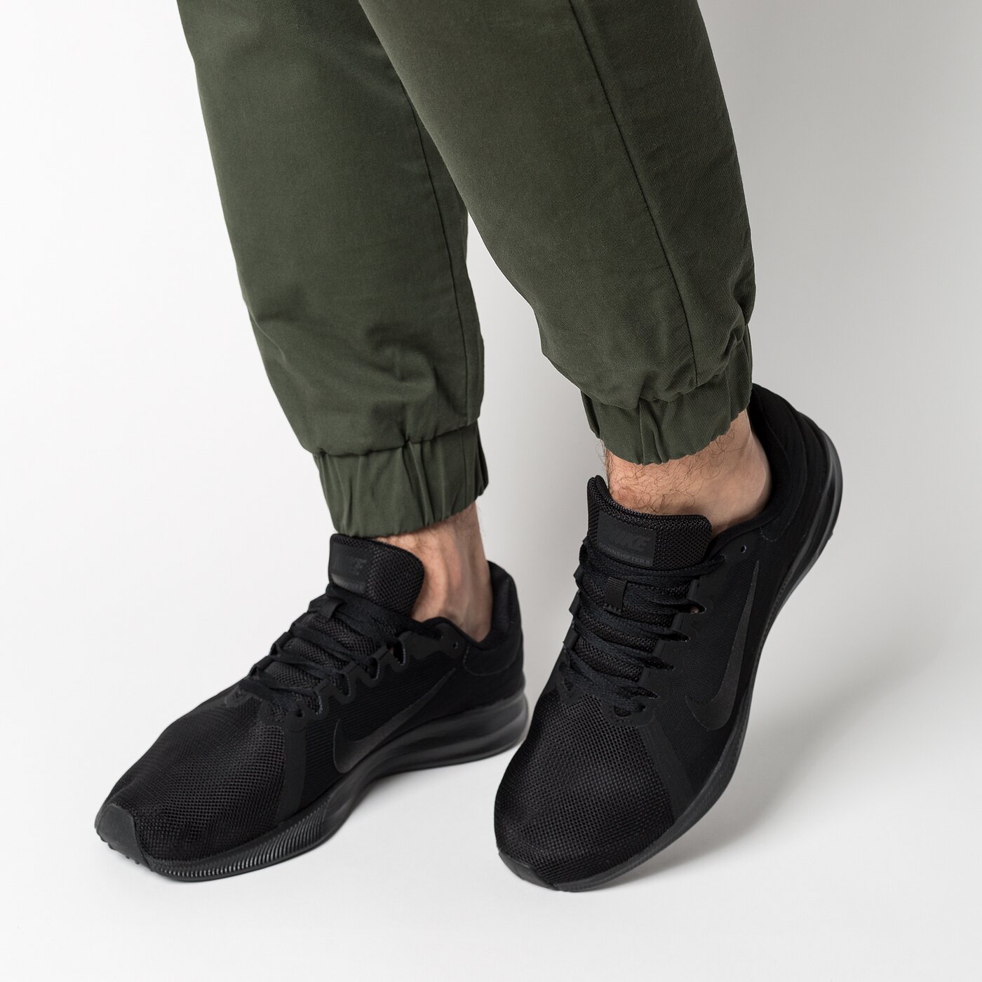 nike downshifter czarne