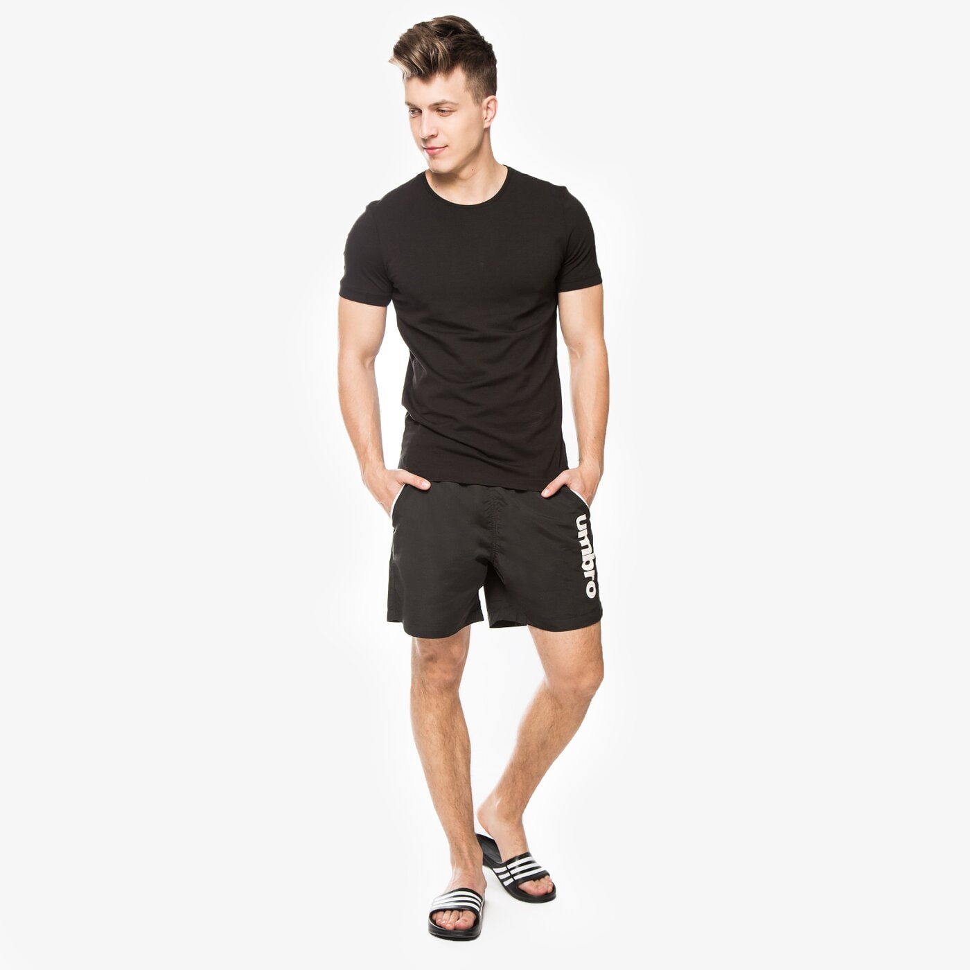 Spodenki męskie UMBRO SZORTY WAKO ul16szm08001 kolor czarny