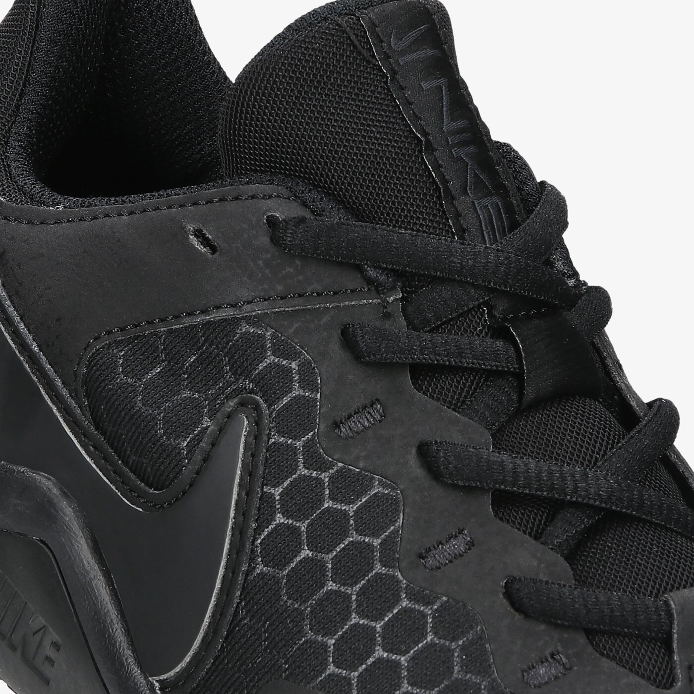 Buty treningowe damskie NIKE LEGEND ESSENTIAL  cq9545-002 kolor czarny