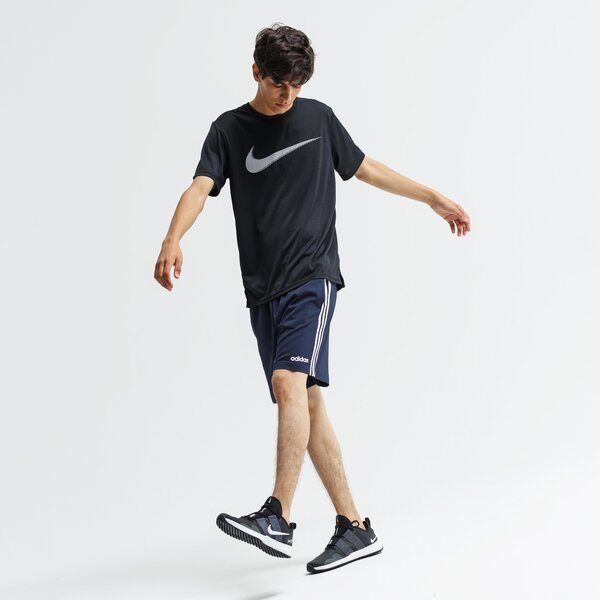 Koszulka męska NIKE T-SHIRT SS M NK SUPERSET SS HBR bv2873-010 kolor czarny