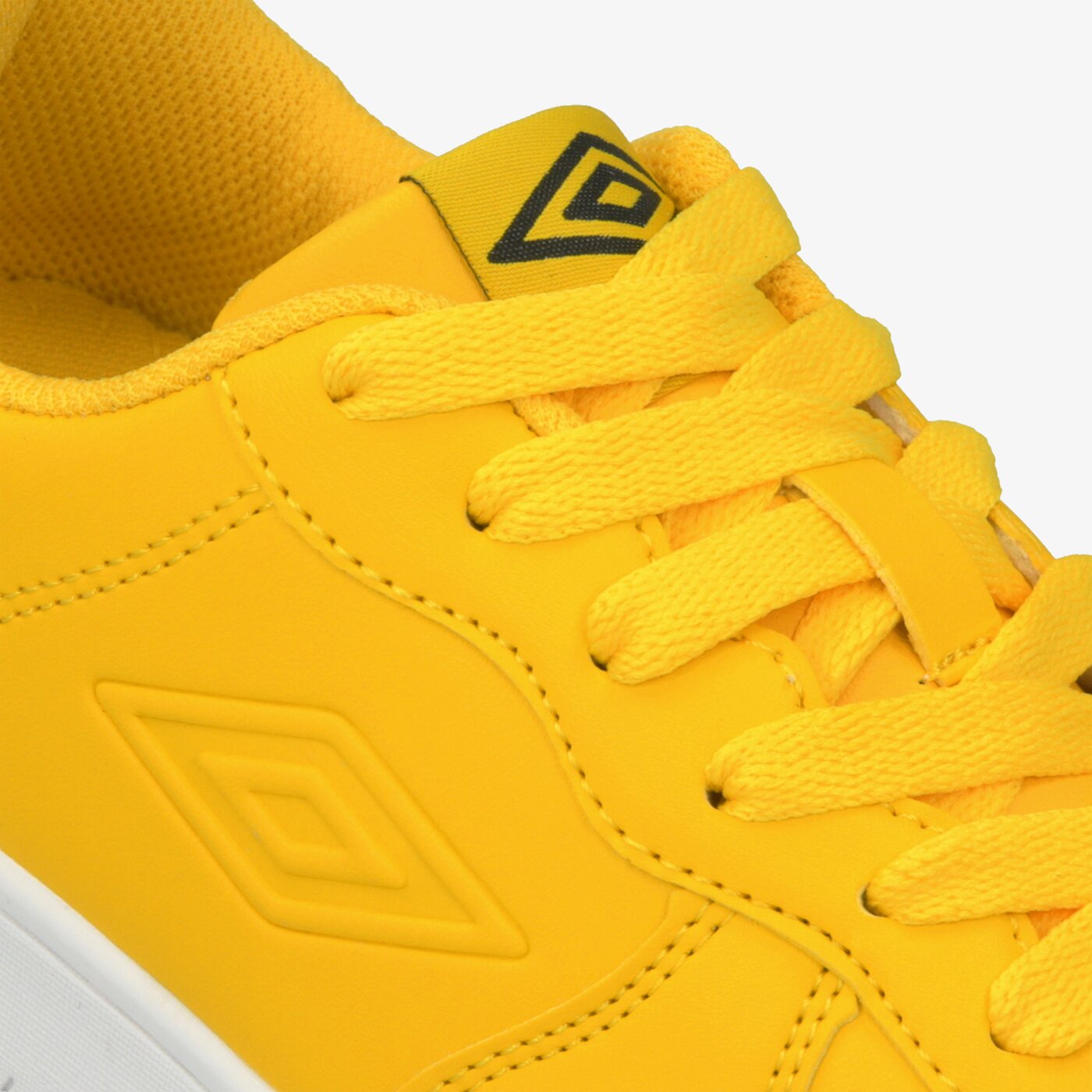 Buty dziecięce UMBRO GRAND JR umjl120103 kolor żółty