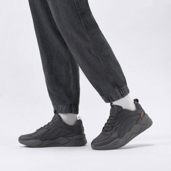 Buty sportowe męskie UMBRO STALKER umml224010 kolor szary