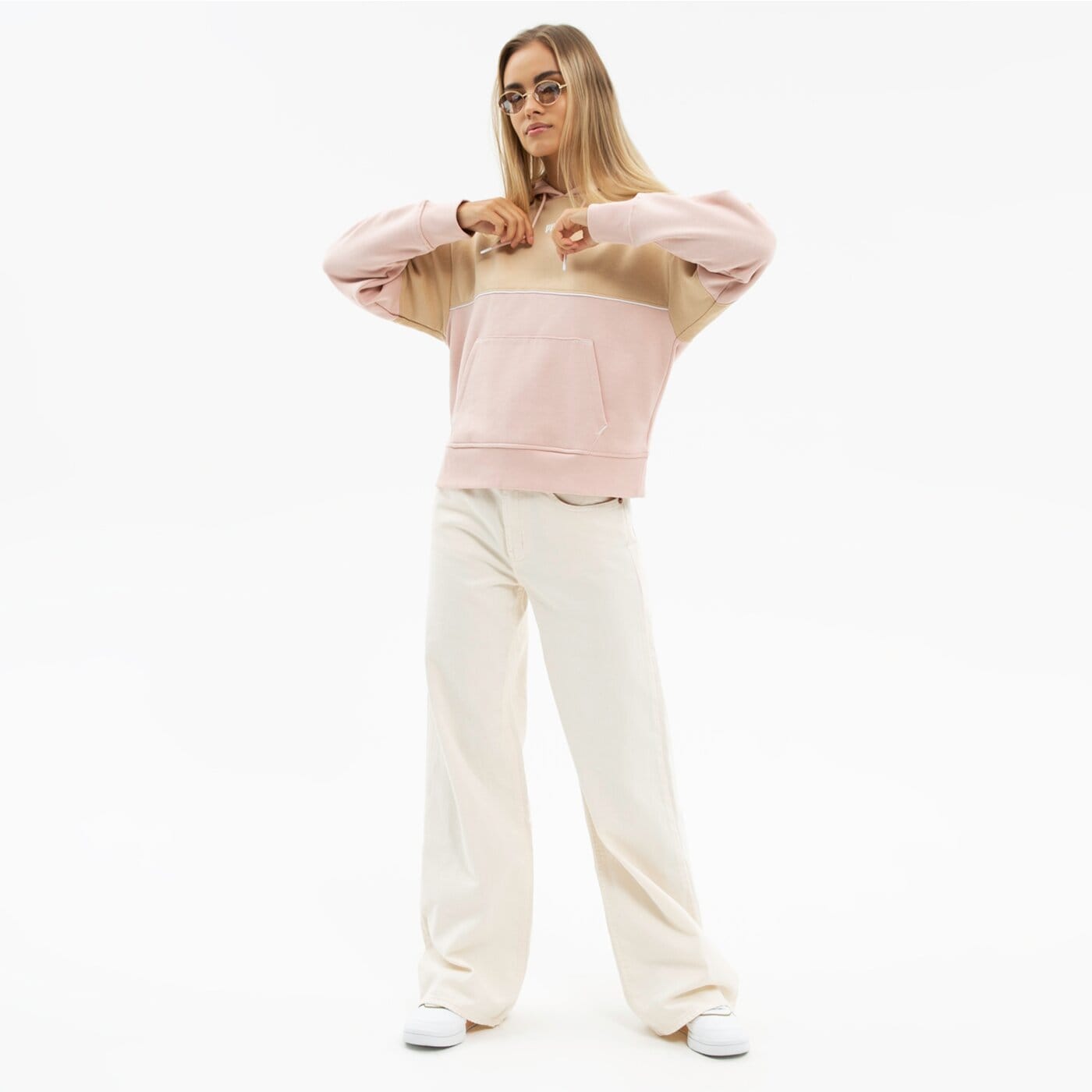 Bluza damska PUMA BLUZA Z KAPTUREM POWER COLORBLOCK FL 849952 67 kolor beżowy