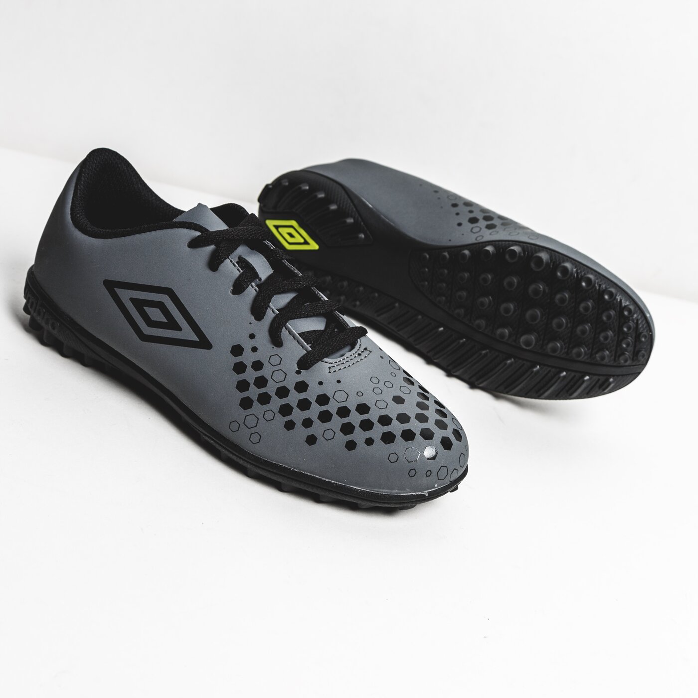 Buty piłkarskie dla dzieci UMBRO ACCURE TF - JNR 81438ugkn kolor szary