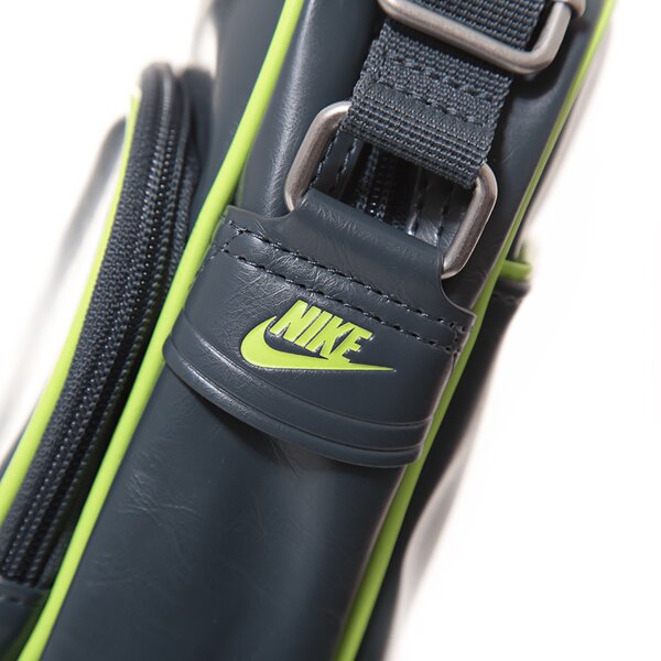 Torba sportowa damska NIKE TORBA HERITAGE SI SMALL ITEMS II ba4270087 kolor szary