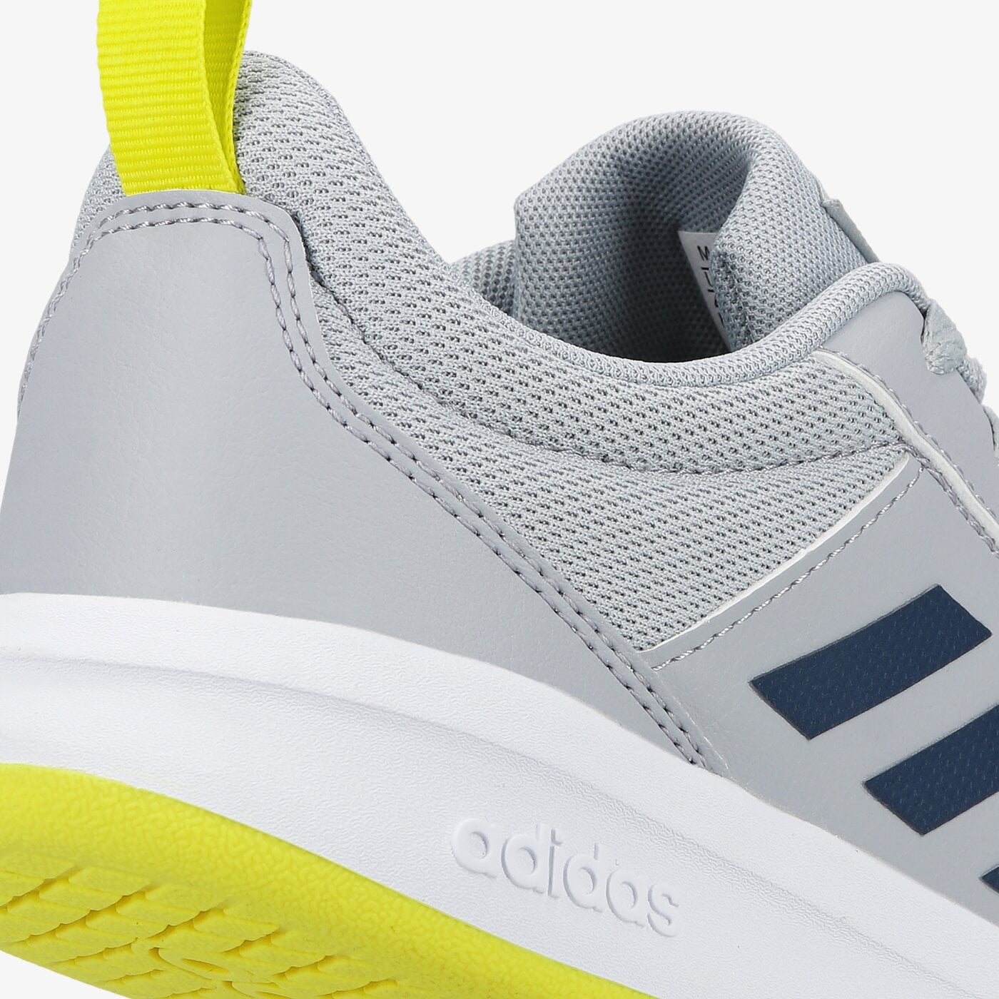 Buty dziecięce ADIDAS TENSAUR K  s24038 kolor szary