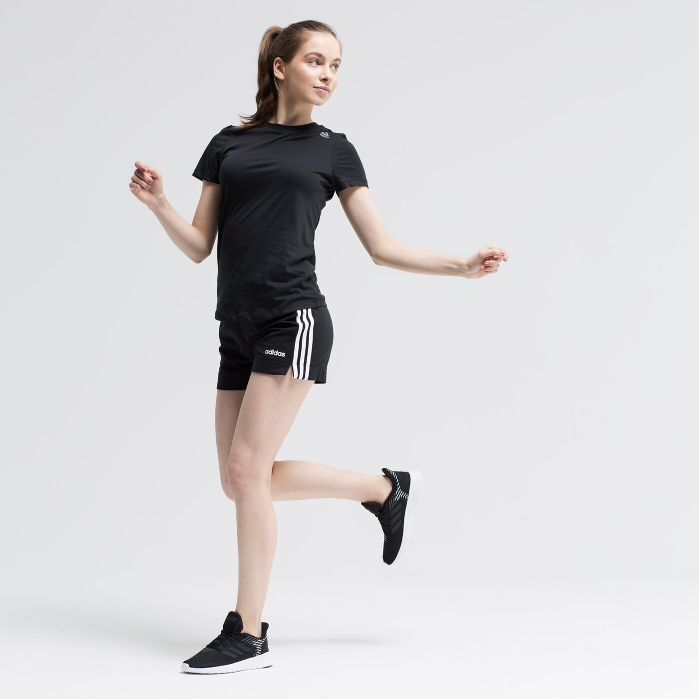 Koszulka damska REEBOK T-SHIRT TE cf8587 kolor czarny