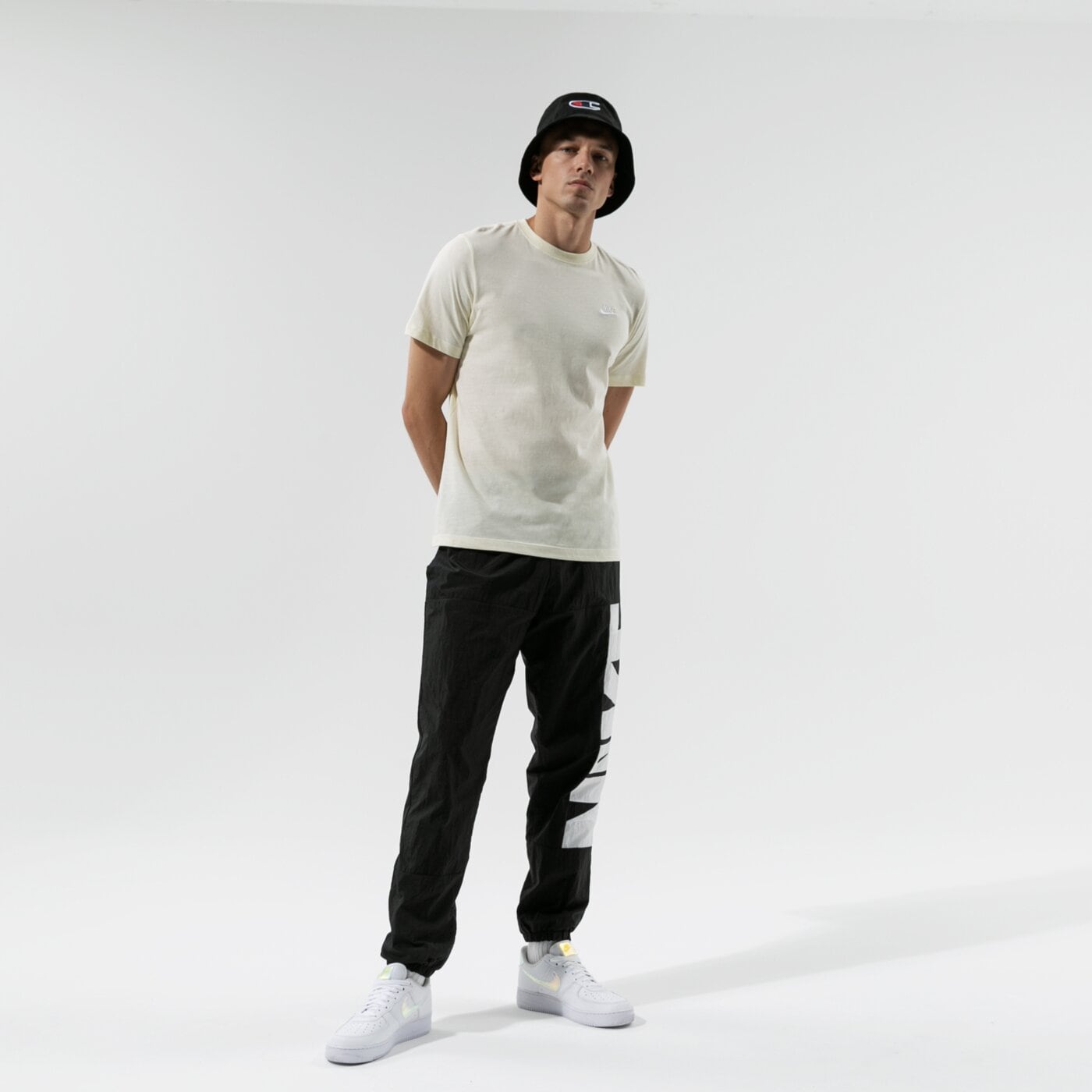 Koszulka męska NIKE T-SHIRT SPORTSWEAR CLUB ar4997-113 kolor żółty