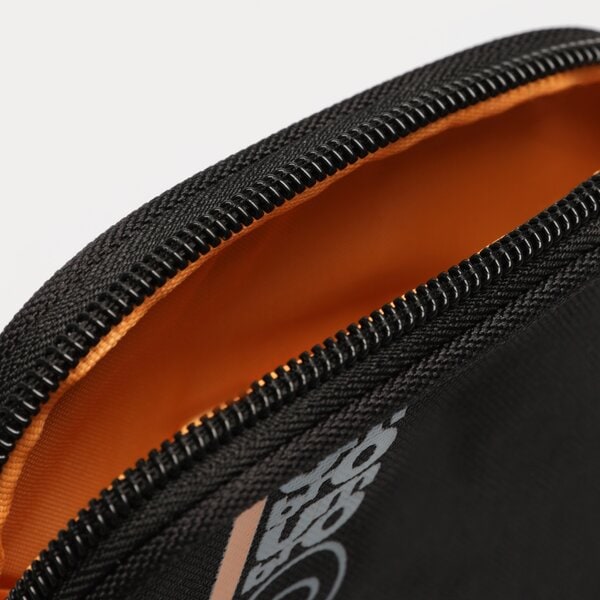 Torba sportowa damska UMBRO TOREBKA SPIRITO PI BAG 30921u-lmh kolor czarny
