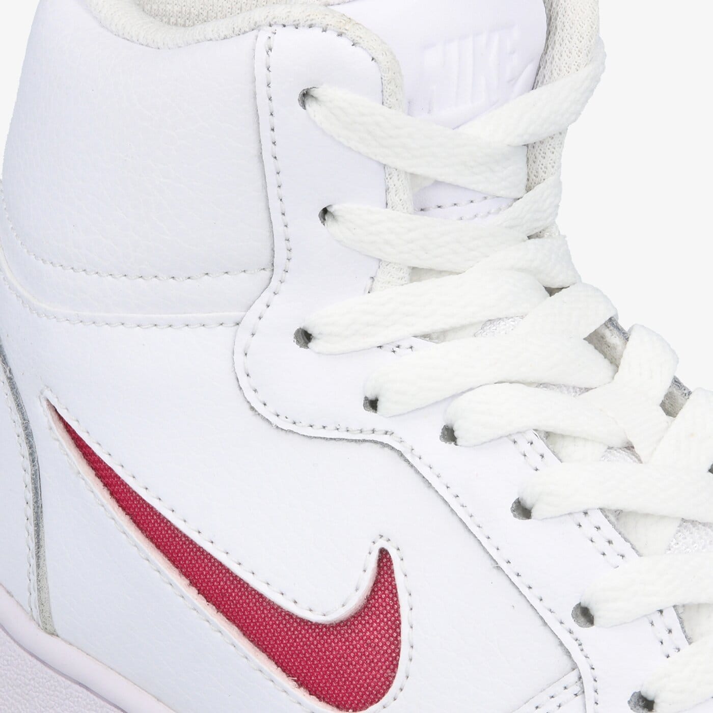 Buty sportowe damskie NIKE WMNS EBERNON MID aq1778-102 kolor biały