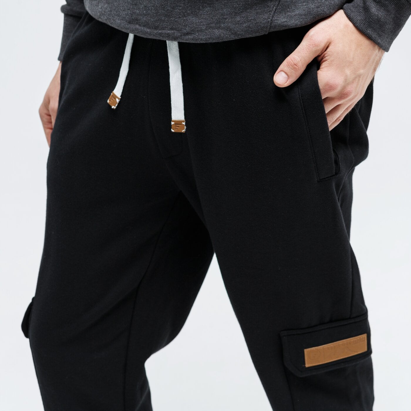 Spodnie dresowe męskie FEEWEAR SPODNIE ICARUS fw39spm24001 kolor czarny