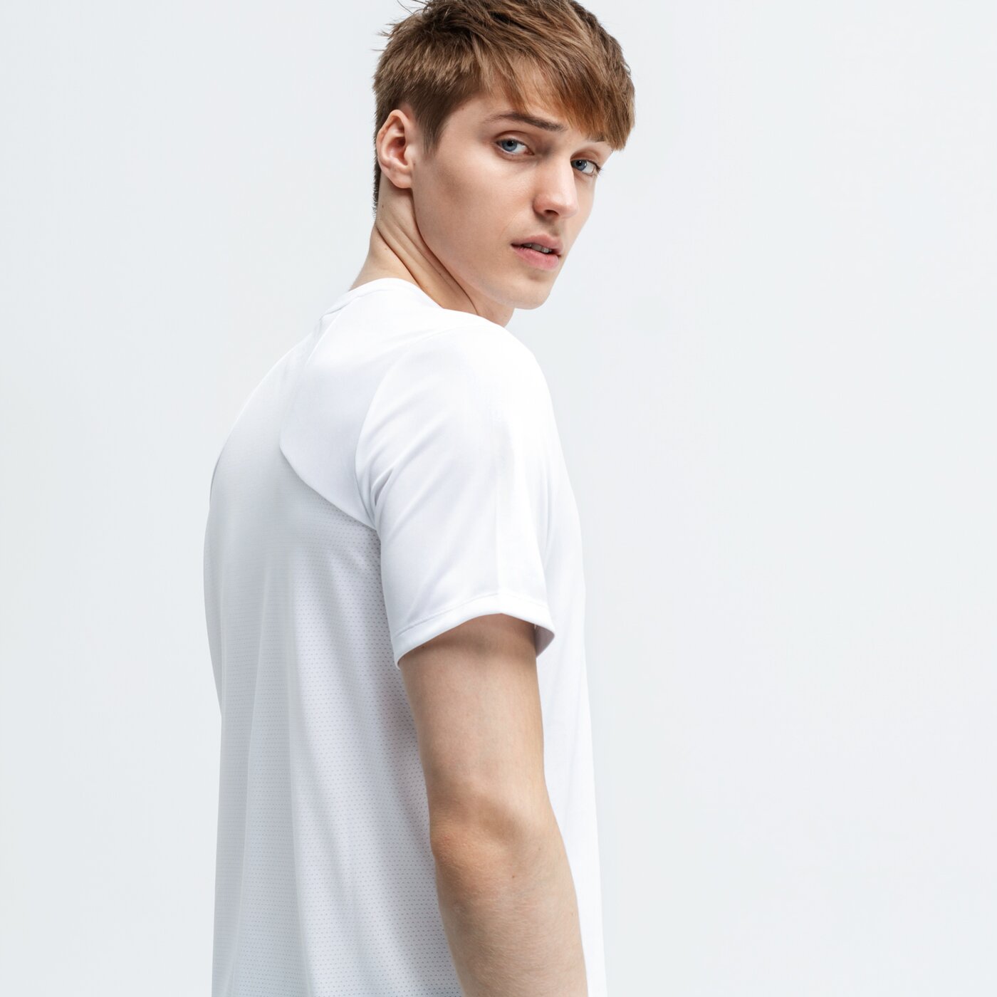 Koszulka męska UMBRO T-SHIRT SS TRAINING JERSEY 65482u-13v kolor biały