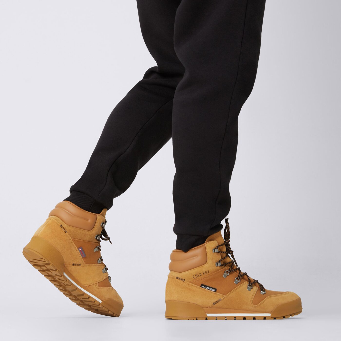 Buty outdoor męskie ADIDAS TERREX SNOWPITCH fv7960 kolor żółty