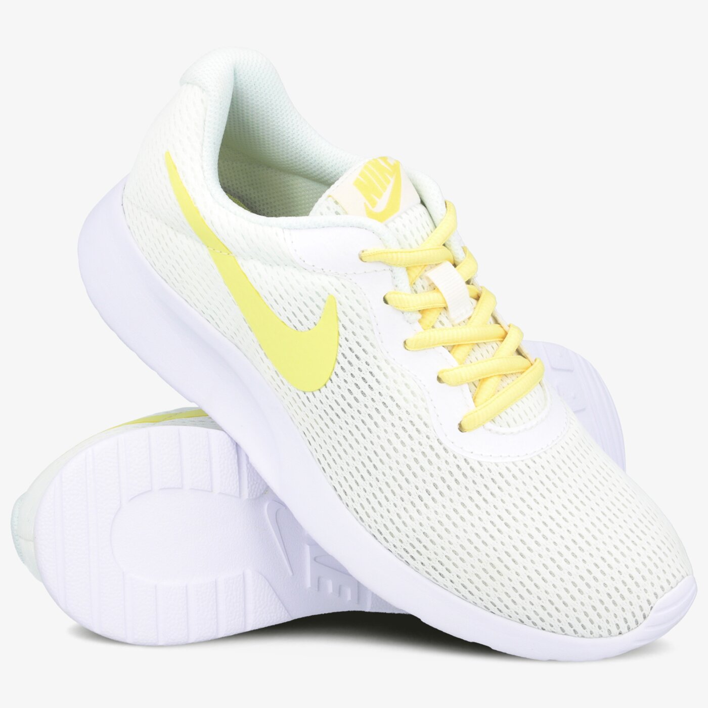 Buty sportowe damskie NIKE WMNS TANJUN 812655-107 kolor biały