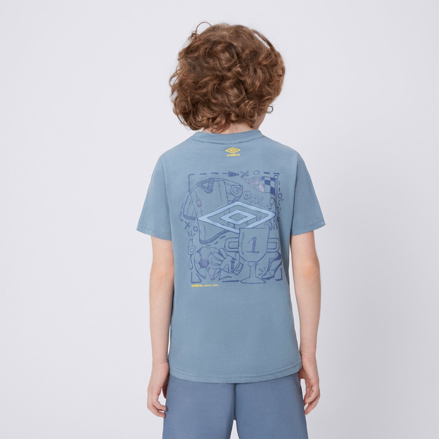 Koszulka dziecięca UMBRO T-SHIRT FOOTBALL CLUB JR ul125tsmj0201 kolor niebieski