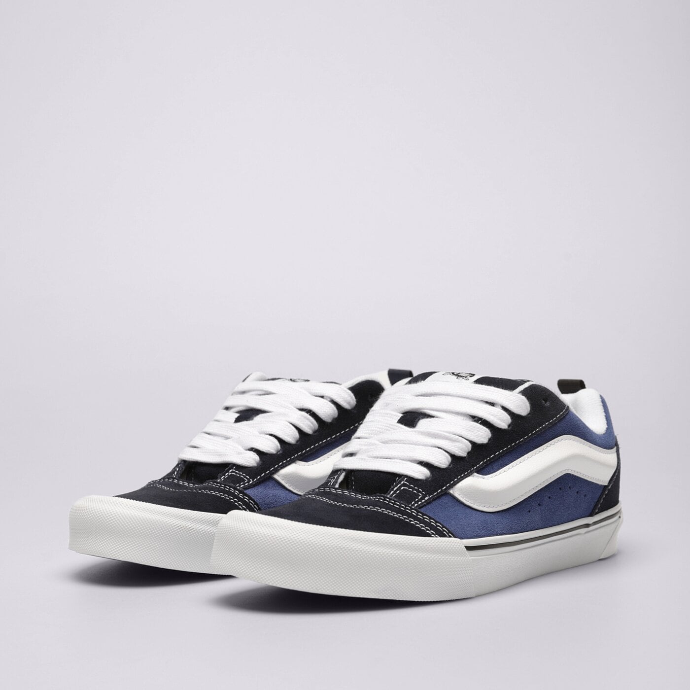 Buty sportowe męskie VANS KNU SKOOL  vn0009qcnwd1 kolor niebieski
