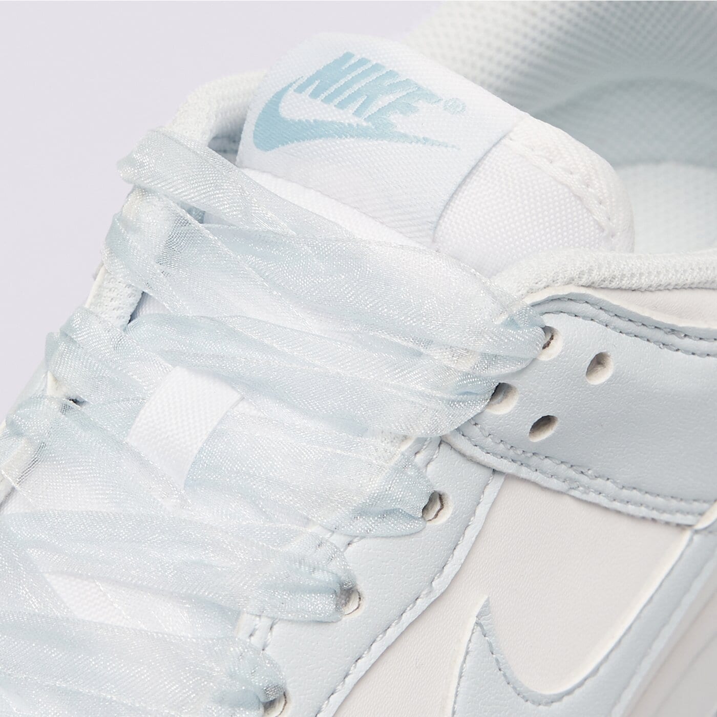 Buty sportowe damskie NIKE W DUNK LOW NEXT NATURE ib7311-100 kolor biały