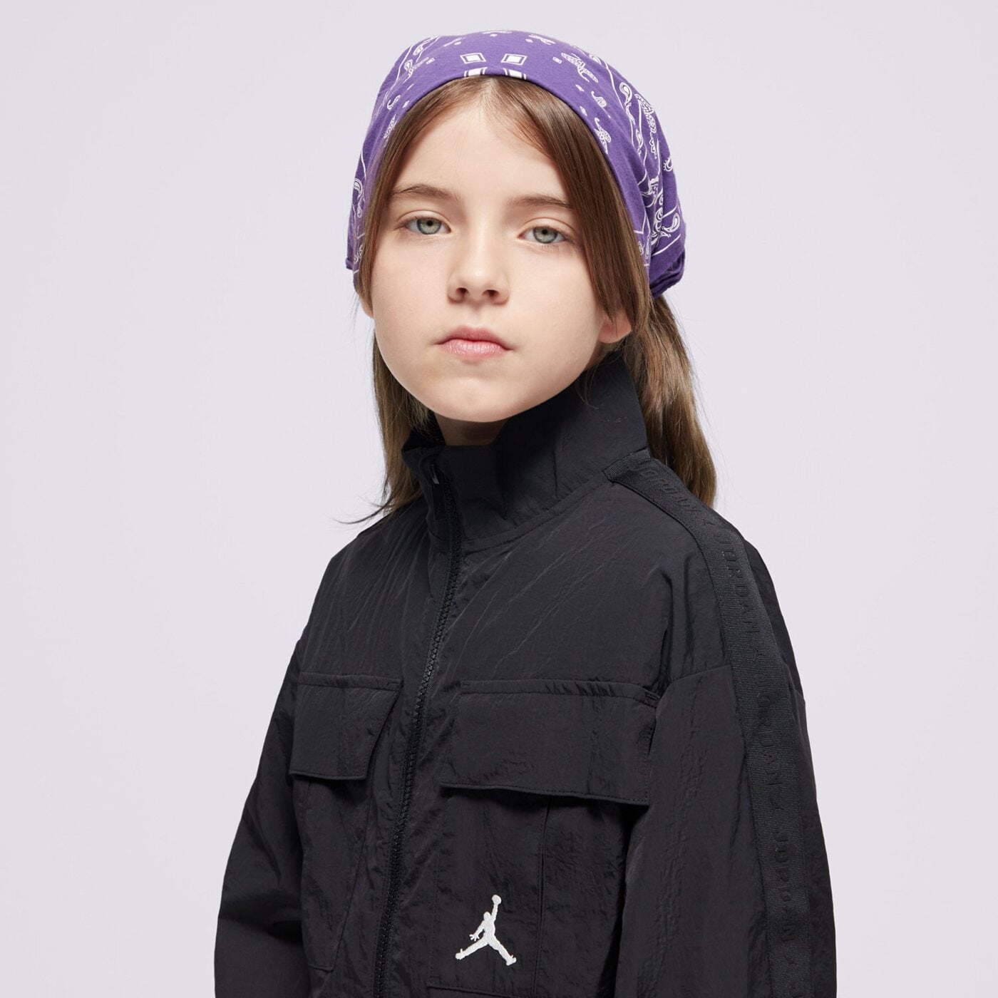 Kurtka zimowa dziecięca JORDAN KURTKA ZIMOWA JDG JUMPMAN WOVEN TAPIN GIRL 45d345-023 kolor czarny