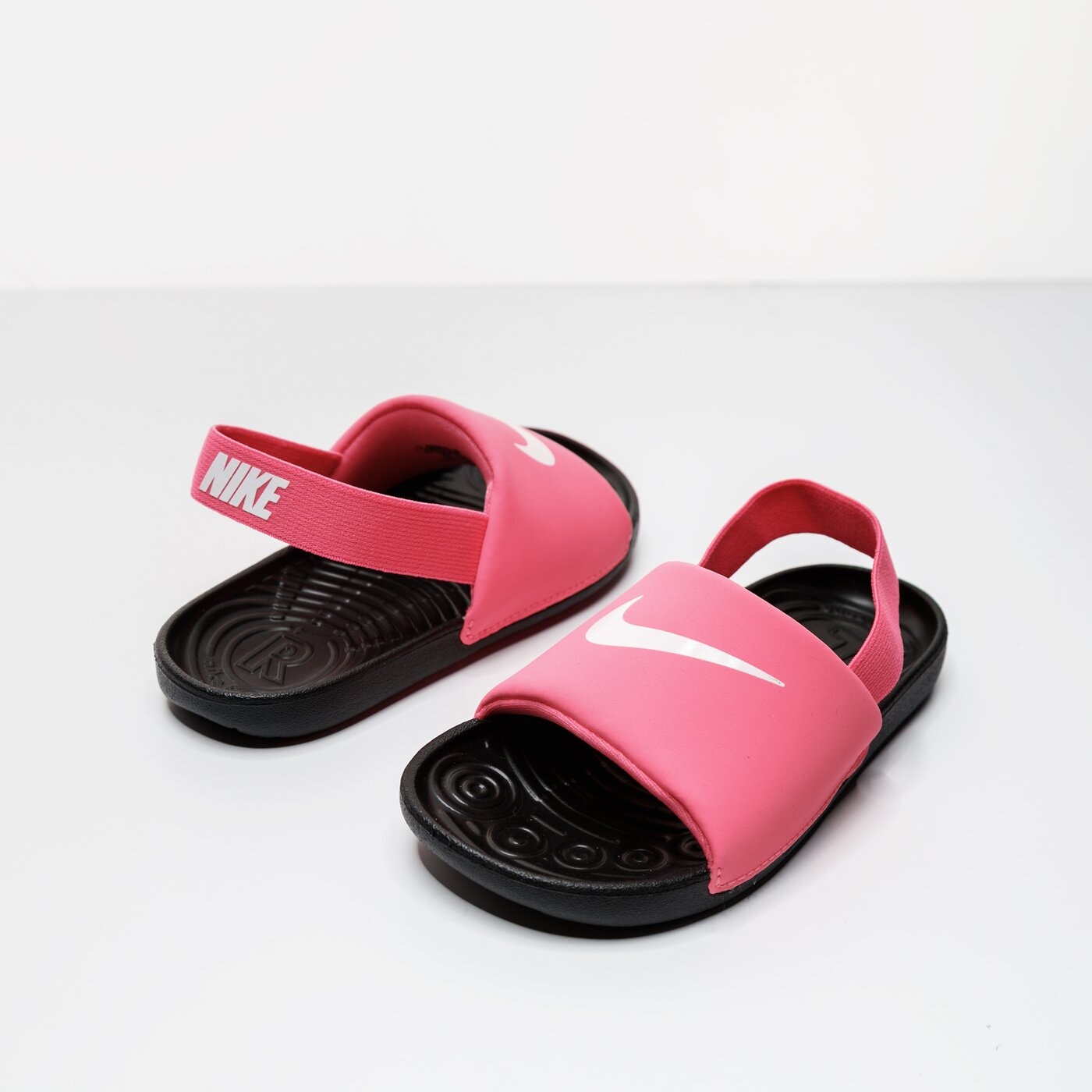 Klapki dla dzieci NIKE KAWA bv1094-610 kolor różowy