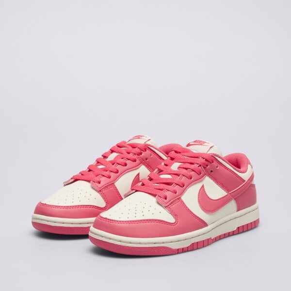 Buty sportowe damskie NIKE DUNK LOW dd1873-600 kolor różowy