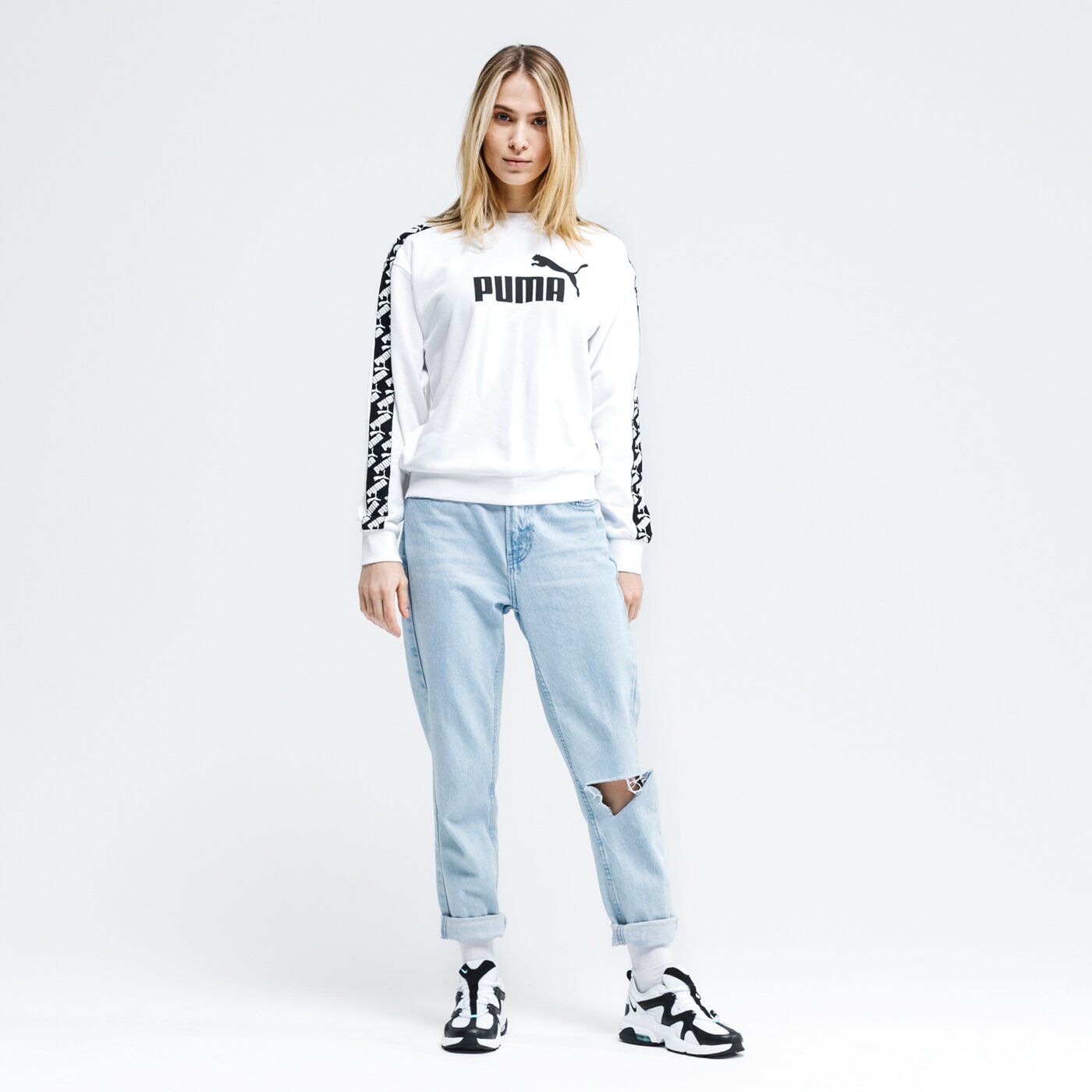 Bluza damska PUMA BLUZA AMPLIFIED CREW TR 582022 02 kolor biały