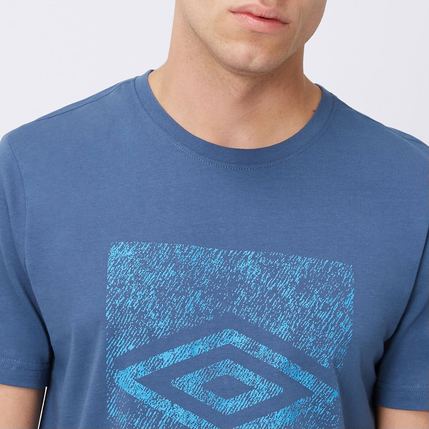 Koszulka męska UMBRO T-SHIRT THREEDE ul124tsm12001 kolor granatowy