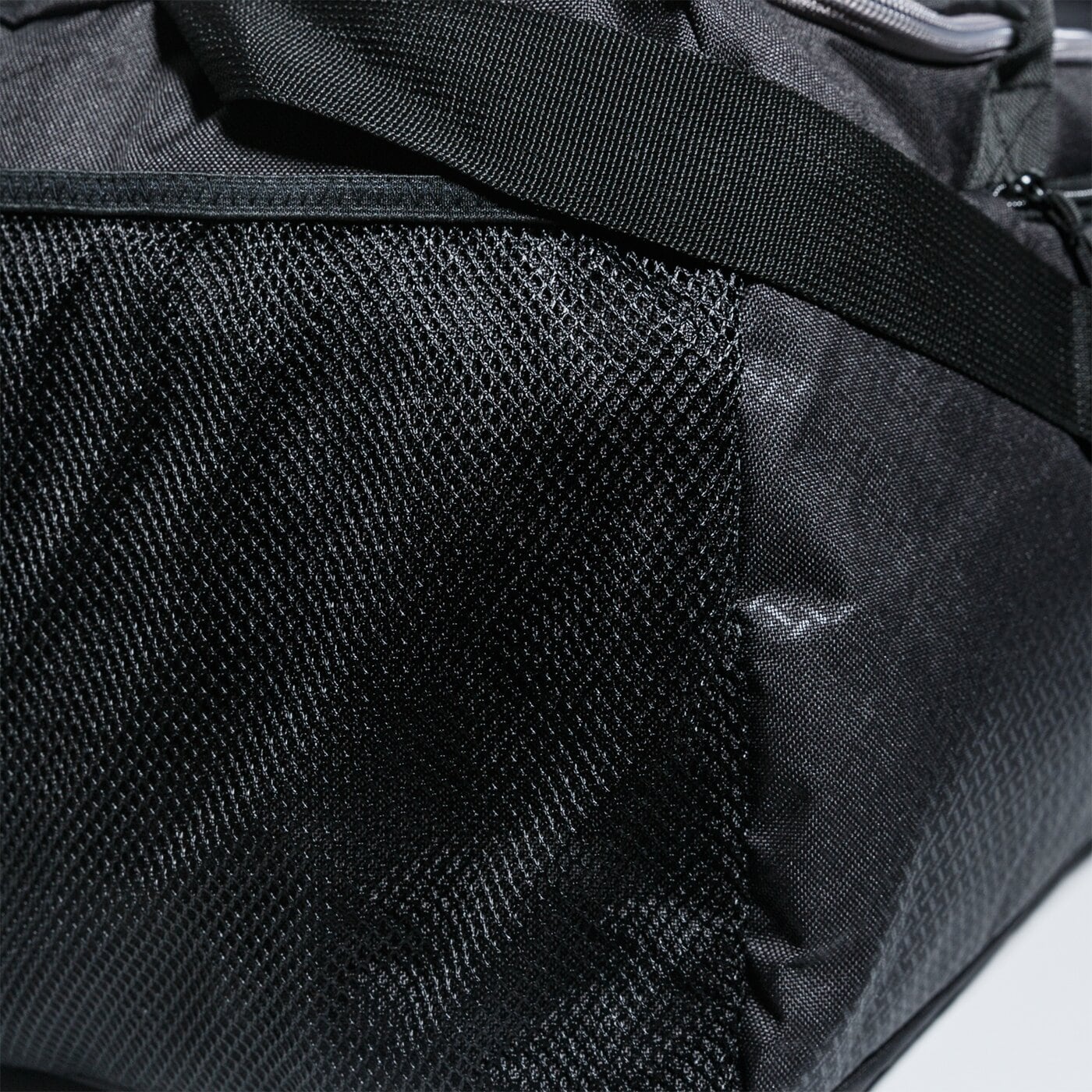 Torba sportowa damska PUMA TORBA FUNDAMENTALS SPORTS BAG M 7552801 kolor czarny