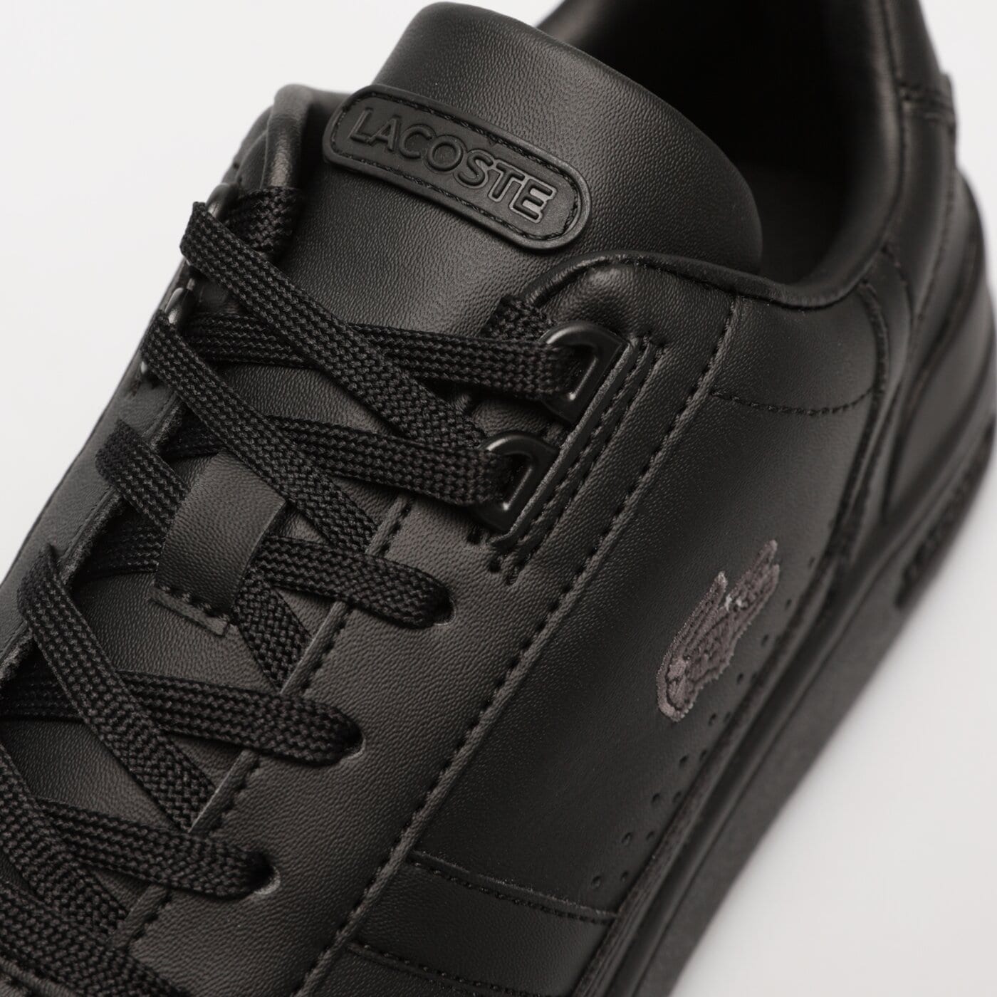 Buty sportowe męskie LACOSTE T-CLIP 223 4 SMA  746sma007102h kolor czarny