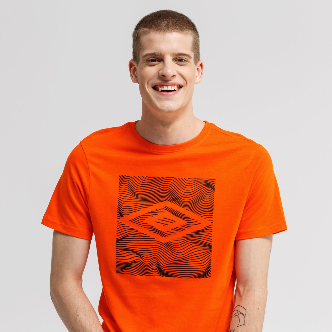 Koszulka męska UMBRO T-SHIRT DUNCAN ul39tsm02002 kolor pomarańczowy