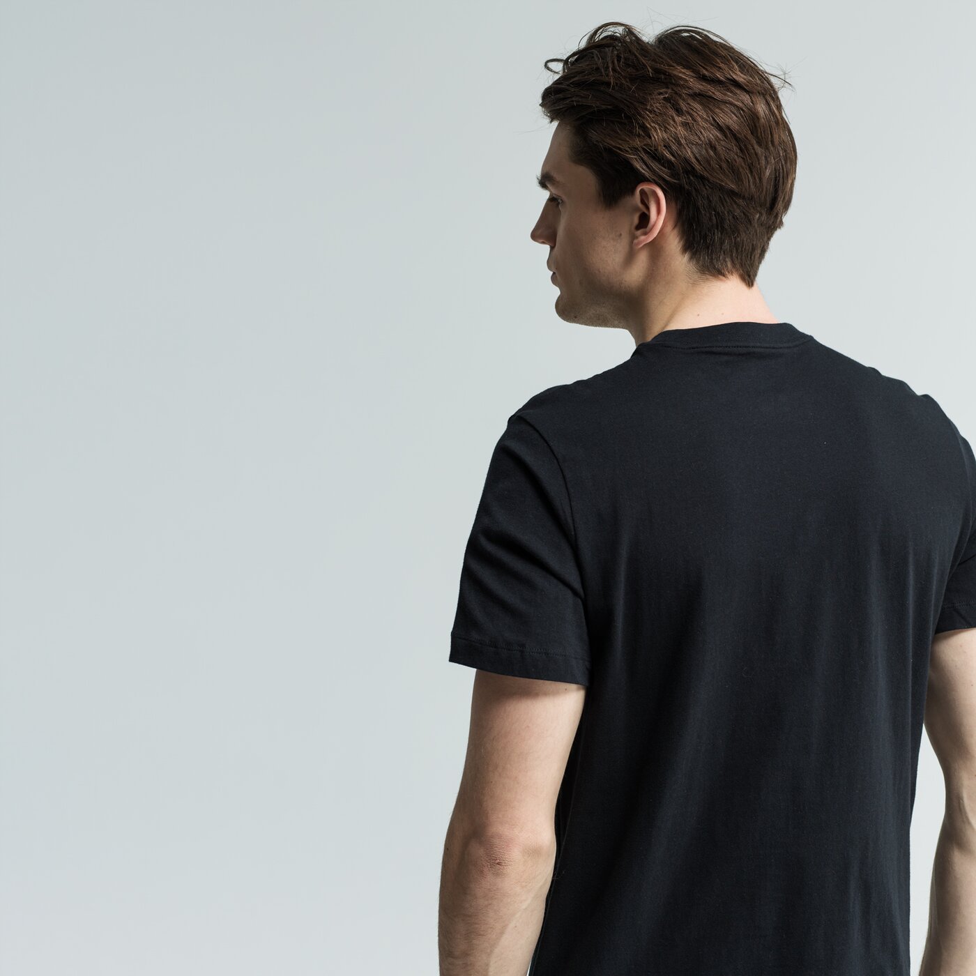 Koszulka męska NIKE T-SHIRT SS M NSW TEE JUST DO IT SWOOSH ar5006-011 kolor czarny