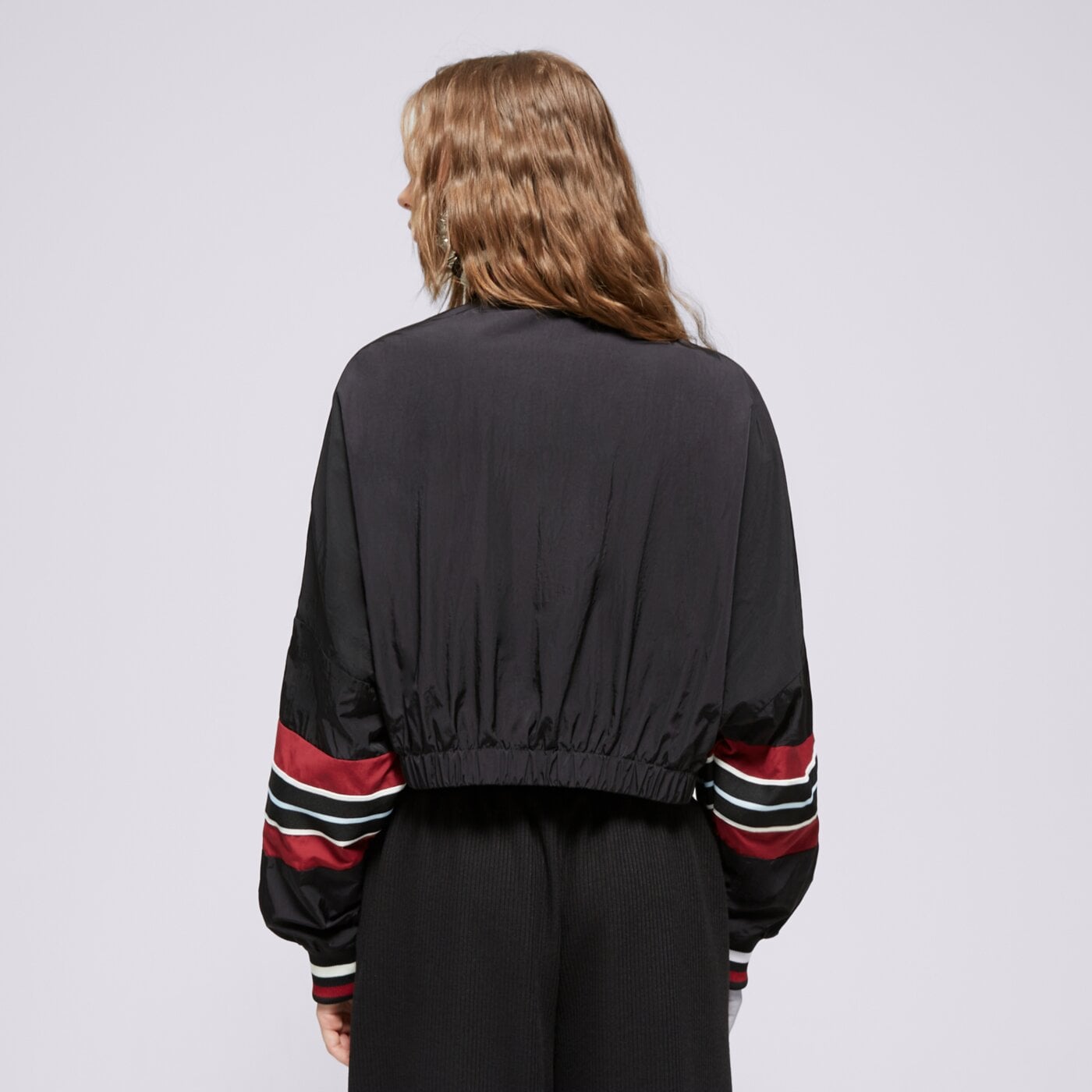 Bluza damska ELLESSE BLUZA ROZPINANA TAMMY CROP TRACK TOP BLK sgv20150011 kolor czarny