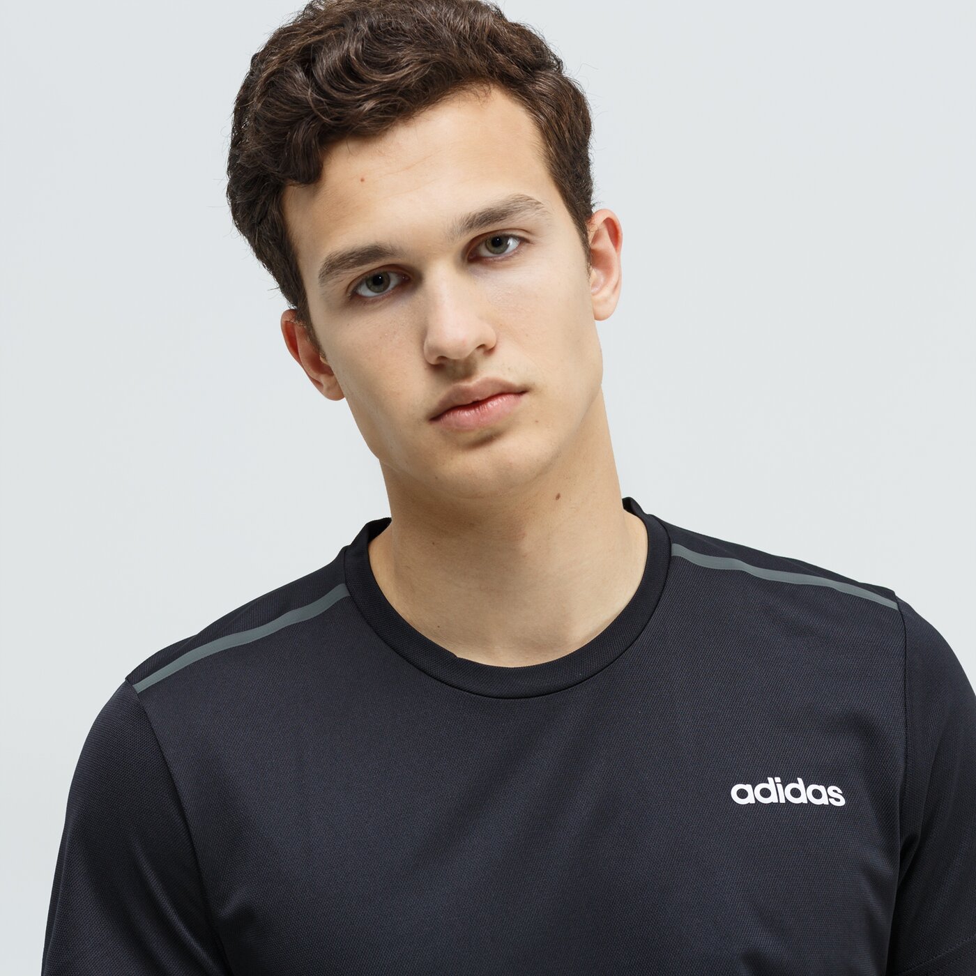 Koszulka męska ADIDAS T-SHIRT SS M EM ei9769 kolor czarny