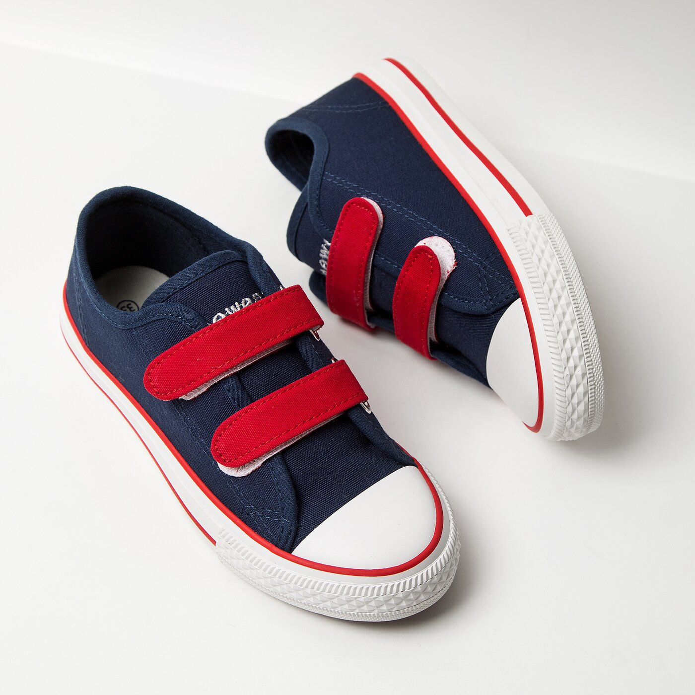 Buty dziecięce FEEWEAR TEKSAS LOW KIDS II fwjkv118006 kolor granatowy