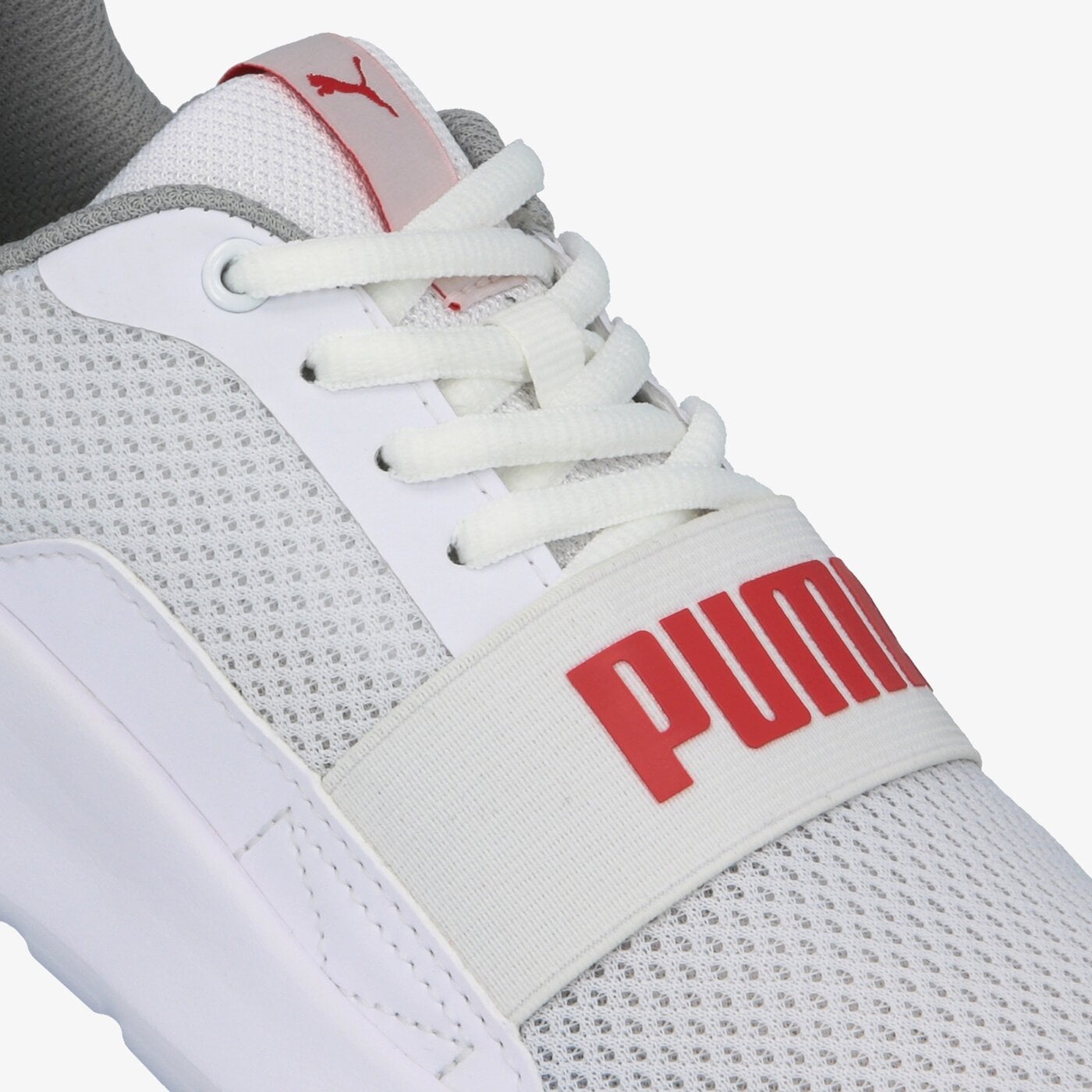 Buty do biegania dla dzieci PUMA WIRED JR 36690114 kolor biały