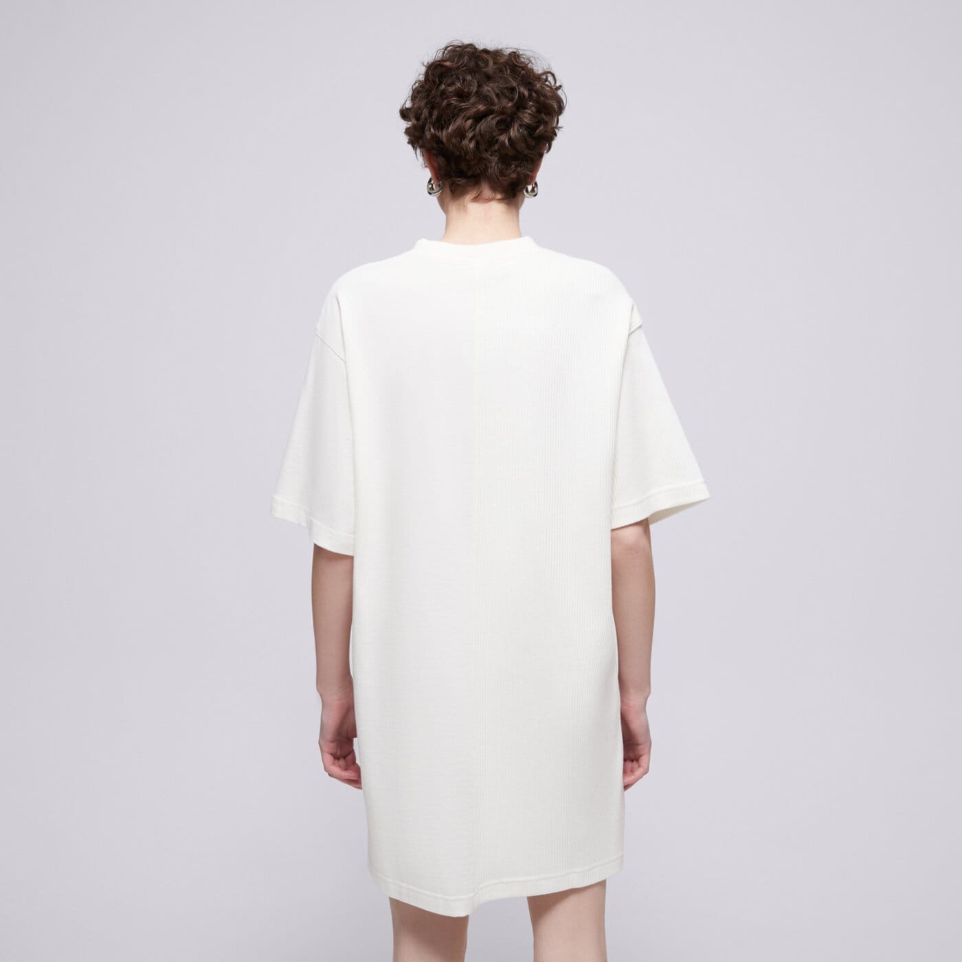 Sukienka damska REEBOK SUKIENKA CL AE TEE DRESS ic8098 kolor biały