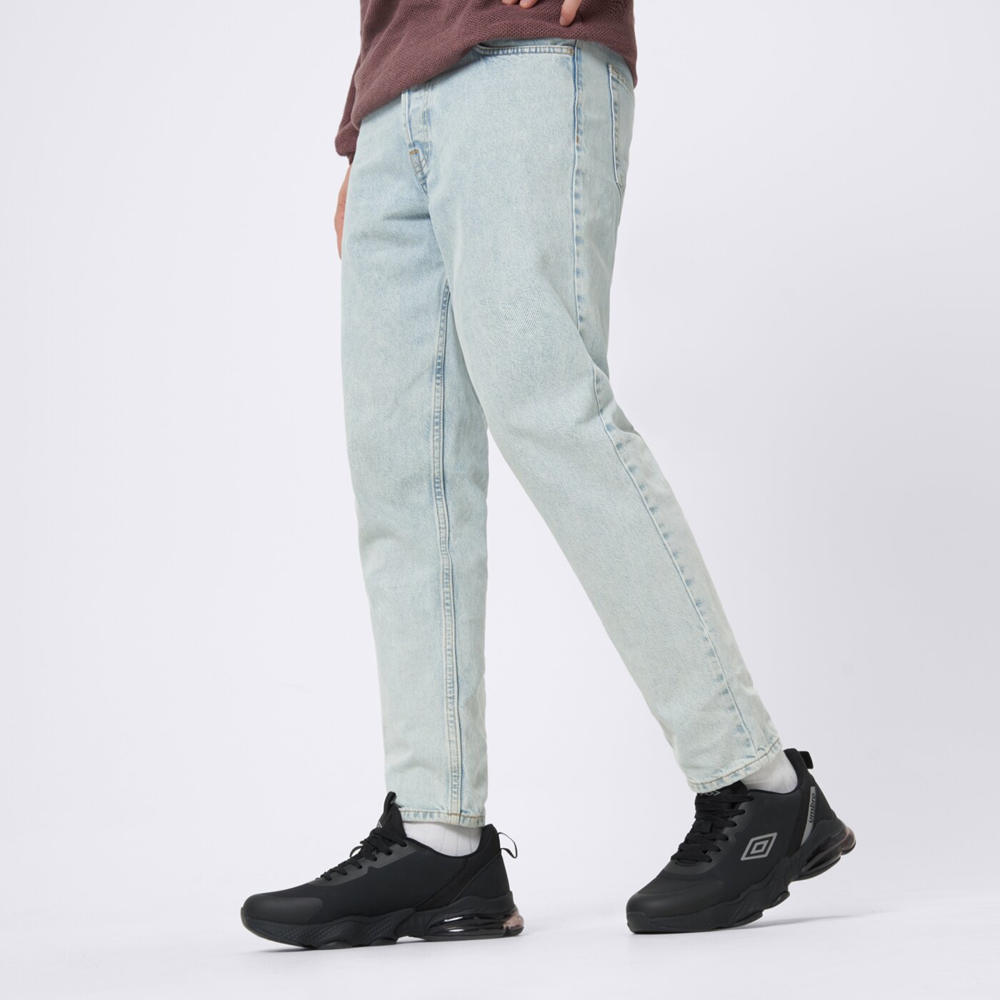 Buty sportowe męskie UMBRO THIAGO II  ummx225003 kolor czarny