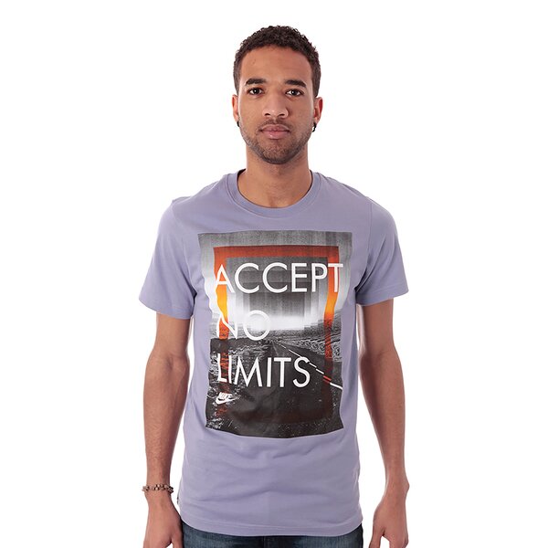 Koszulka męska NIKE T-SHIRT NIKE TEE-RU ACCEP NO LIMITS 589077543 kolor niebieski
