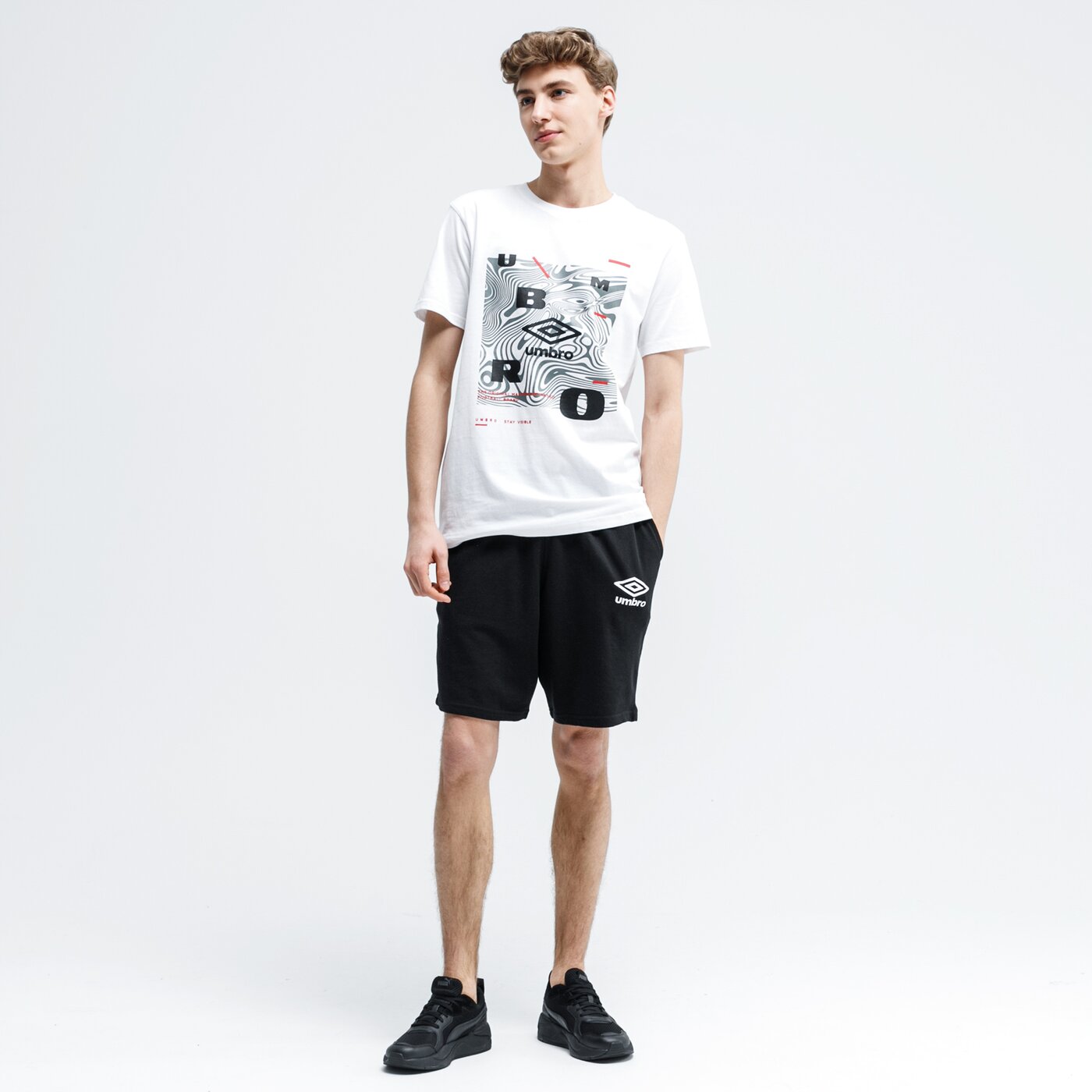 Spodenki męskie UMBRO SZORTY KNEE LENGTH FLEECE 65753u-060 kolor czarny